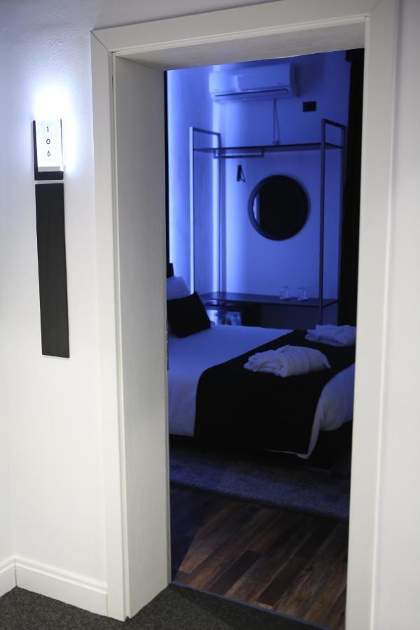 Dark Boutique Hotel Shkoze Eksteriør billede